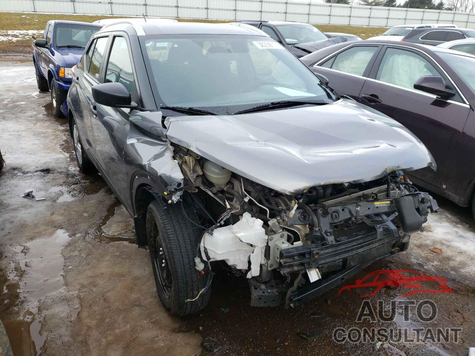 NISSAN KICKS 2018 - 5TFDY5F1XKX865186