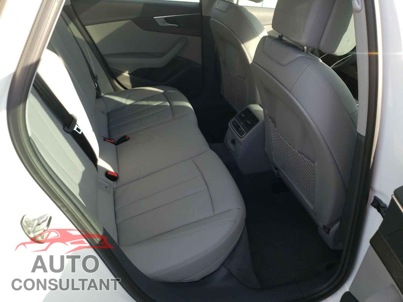 AUDI A4 2019 - WAUGMAF41KN022563