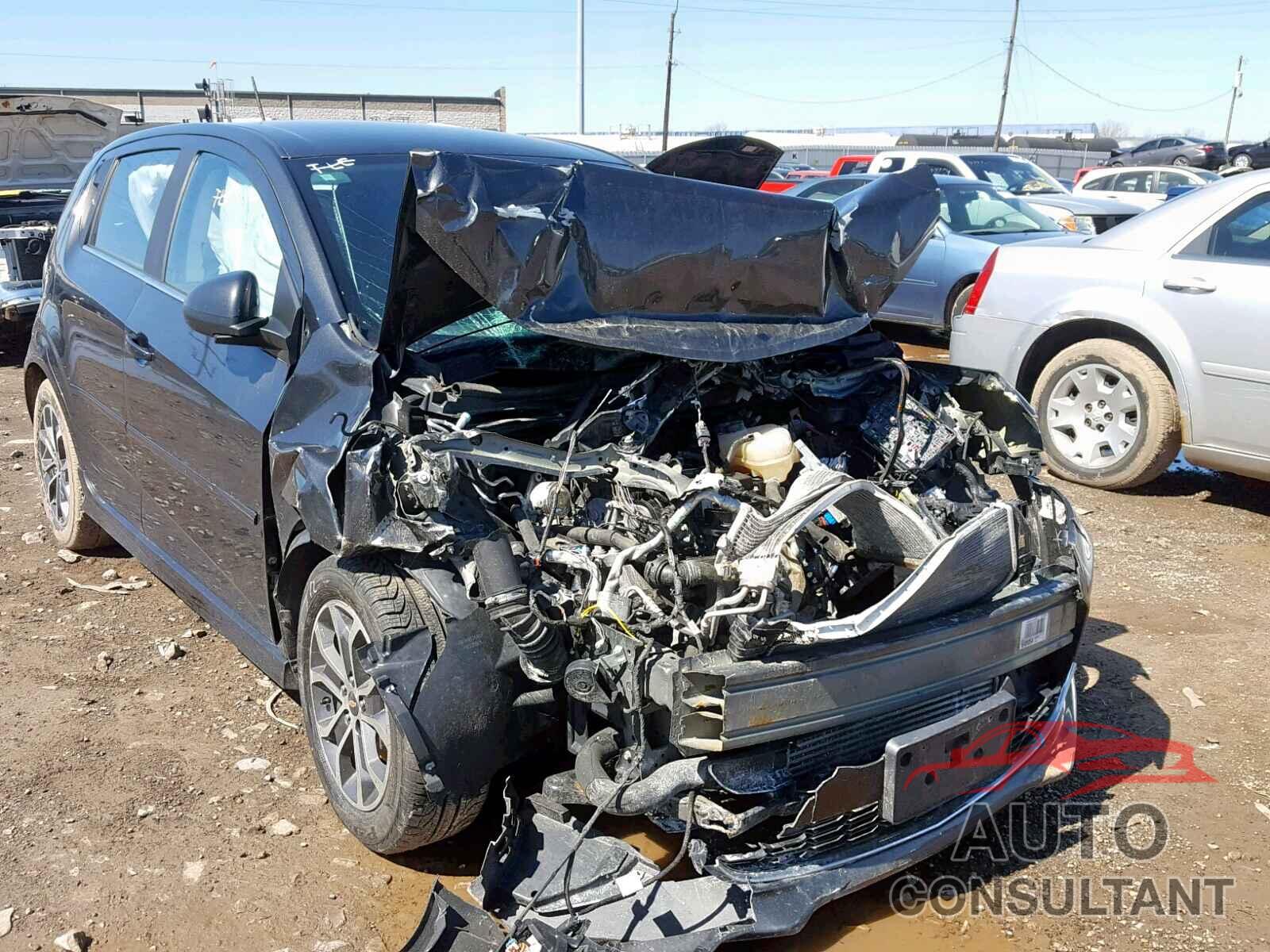 CHEVROLET SONIC 2017 - 1N6AA1EK3HN503860