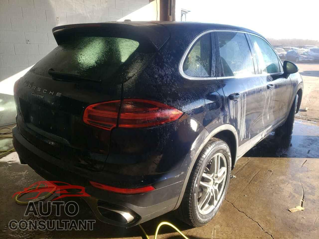 PORSCHE CAYENNE 2016 - WP1AA2A25GLA10950