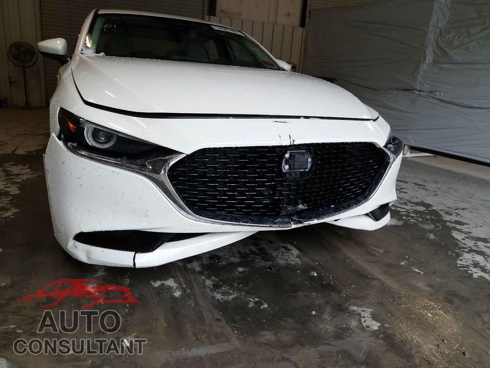 MAZDA 3 2019 - JM1BPACM5K1102190