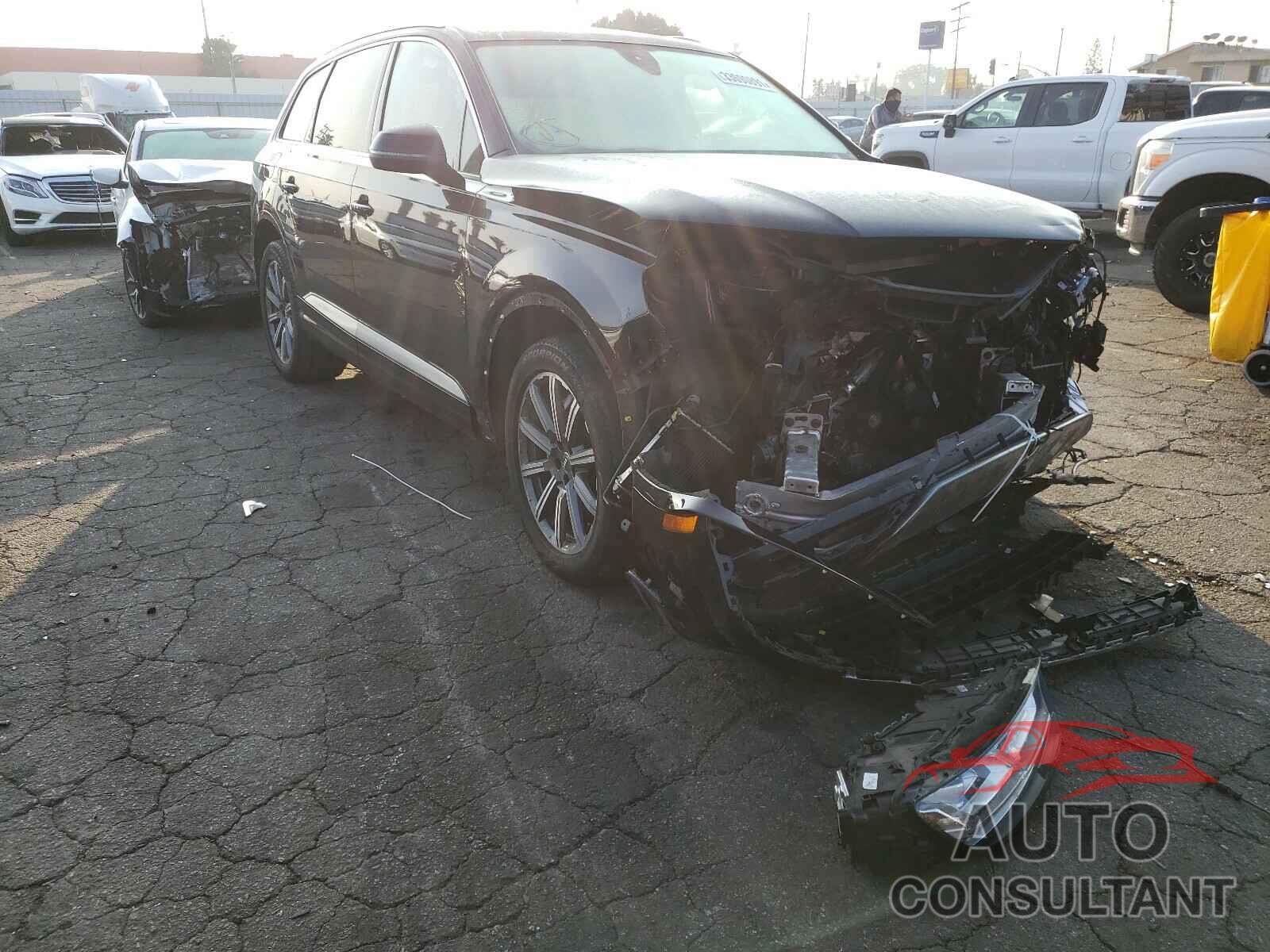 AUDI Q7 2018 - WA1VAAF72JD021918