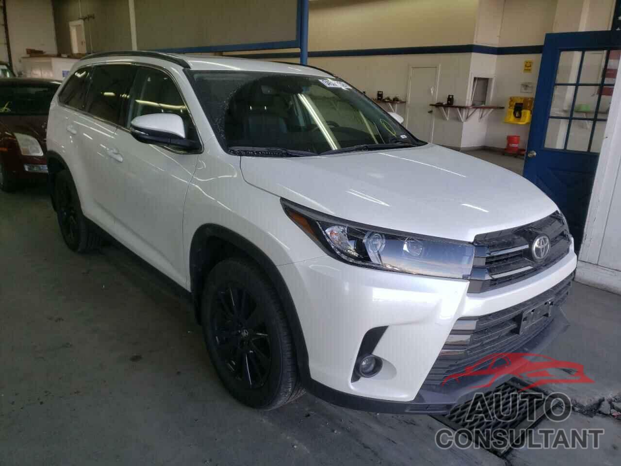TOYOTA HIGHLANDER 2019 - 2T3BFREV8HW630825