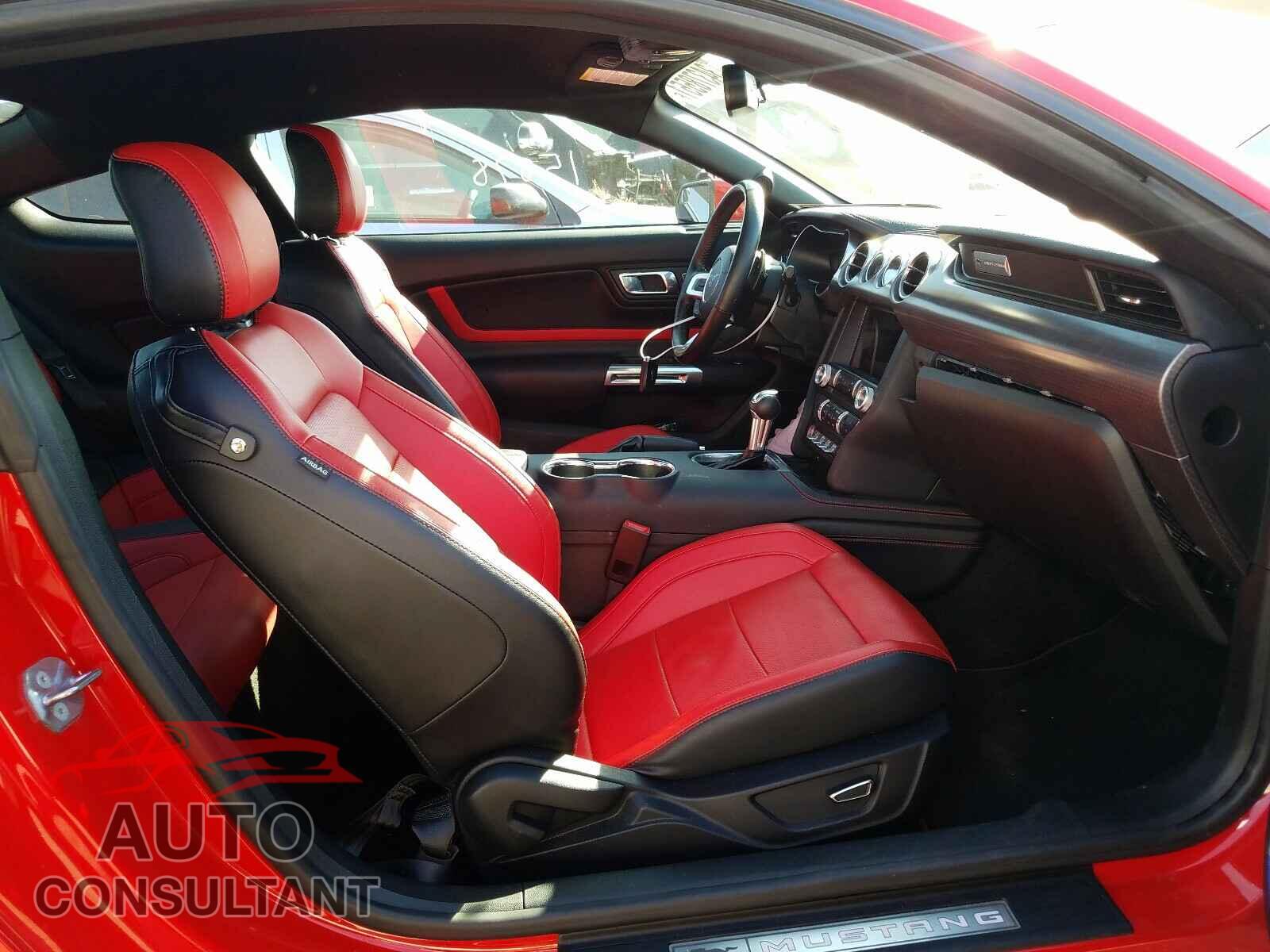 FORD MUSTANG 2018 - 1FA6P8TH8J5163690