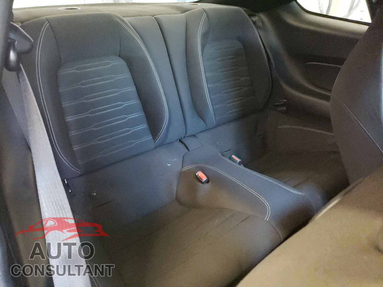 FORD MUSTANG 2016 - 1FA6P8TH1G5244829