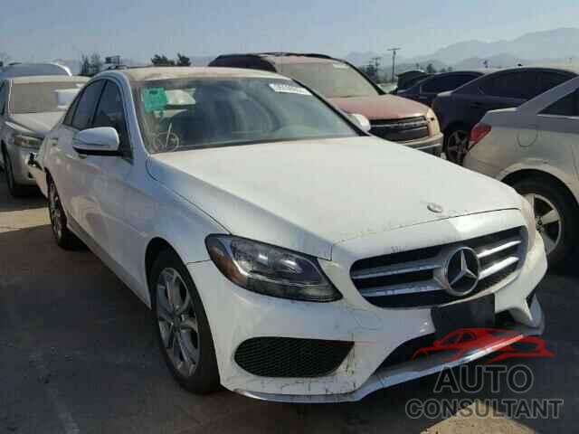 MERCEDES-BENZ C300 2015 - 55SWF4JB2FU071029