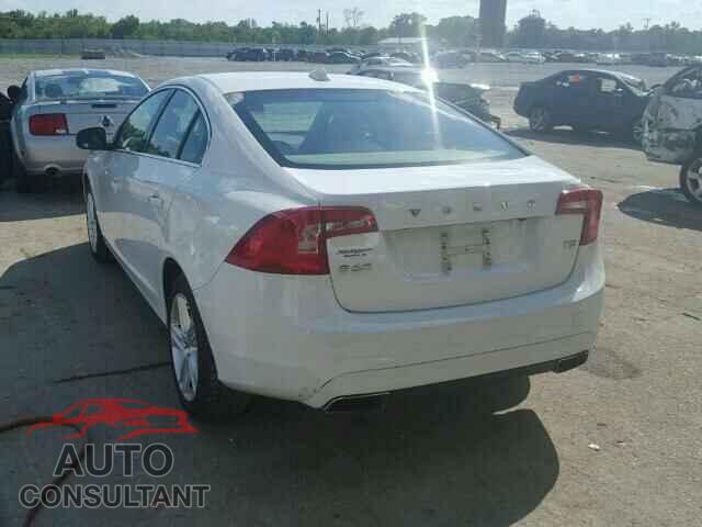 VOLVO S60 2015 - YV140MFD3F1313057