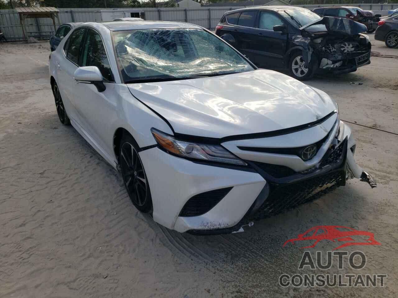 TOYOTA CAMRY 2019 - 4T1B61HK6KU696387