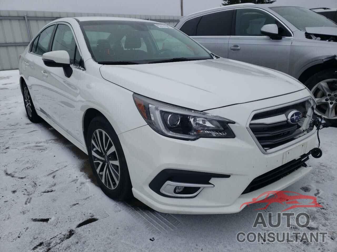 SUBARU LEGACY 2019 - 4S3BNAF61K3037832