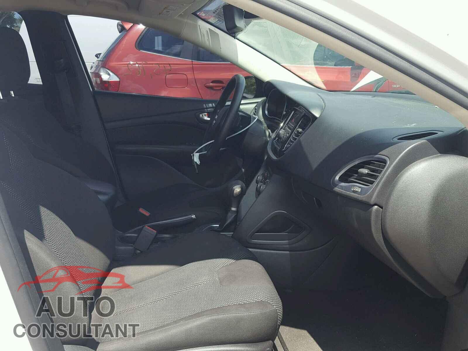 DODGE DART 2015 - 1C3CDFAA5FD435890