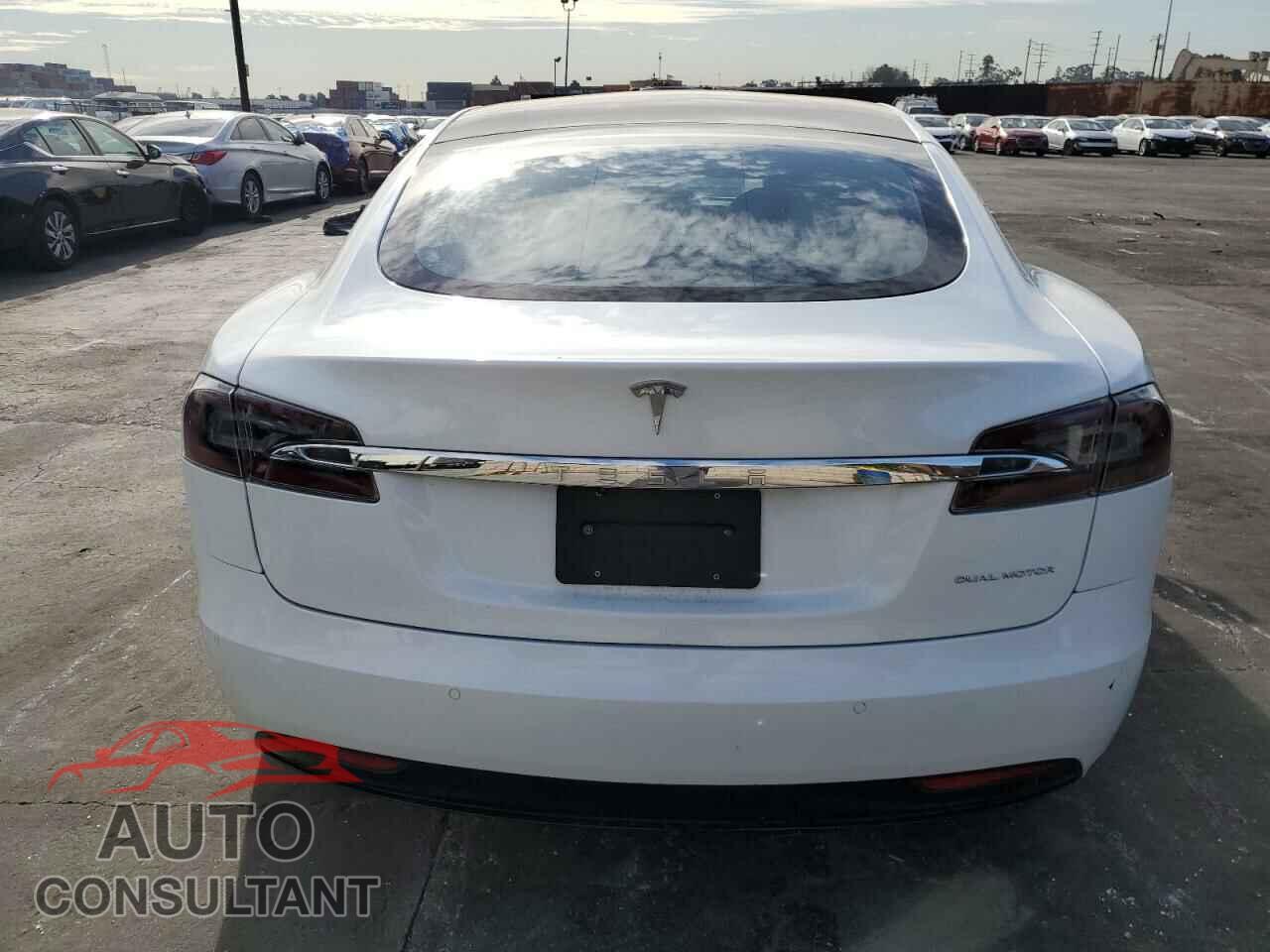TESLA MODEL S 2020 - 5YJSA1E25LF415648
