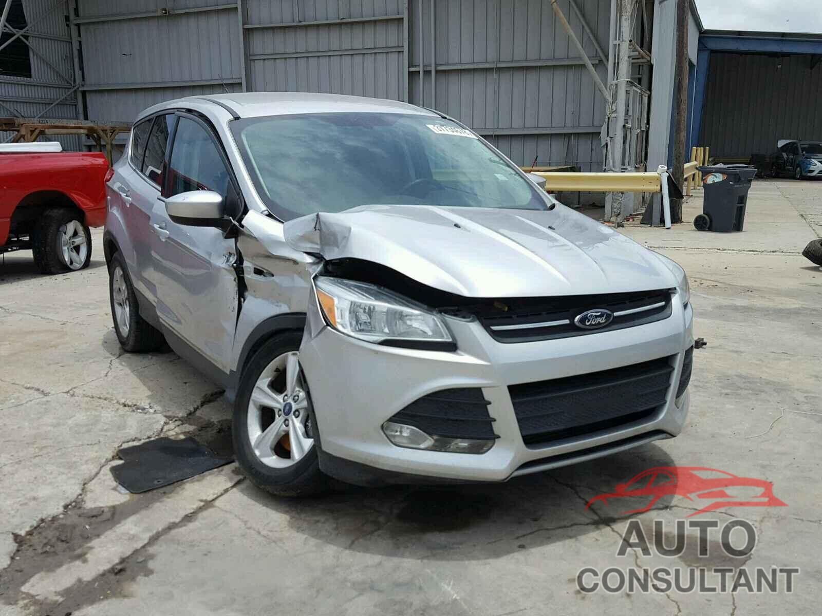 FORD ESCAPE 2015 - 1FMCU0G99FUA63844