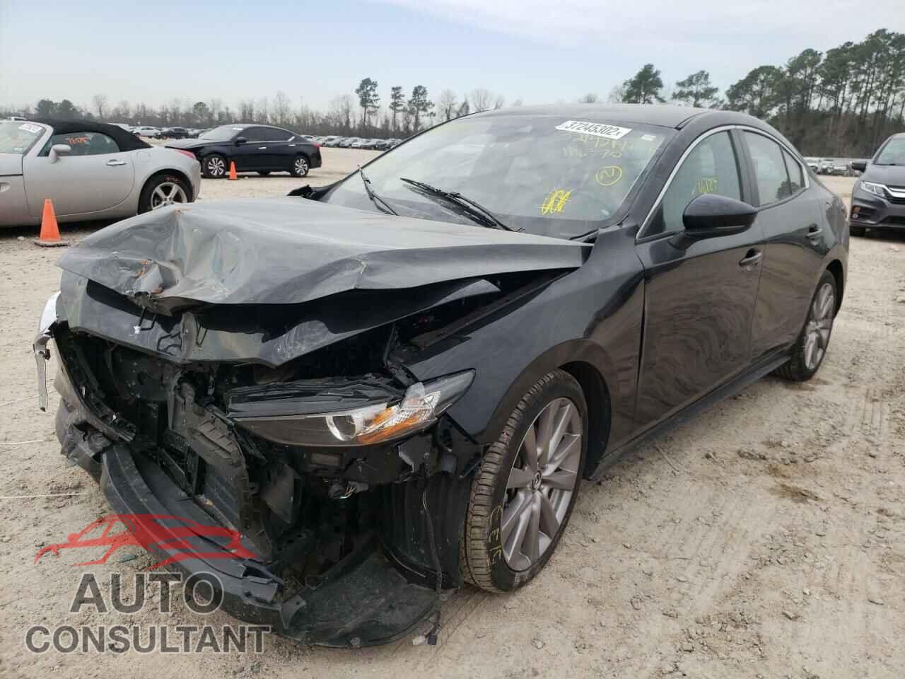 MAZDA 3 2019 - JM1BPBDM5K1116370