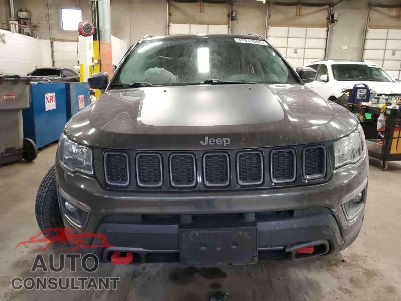 JEEP COMPASS 2017 - 3C4NJDDB7HT689359