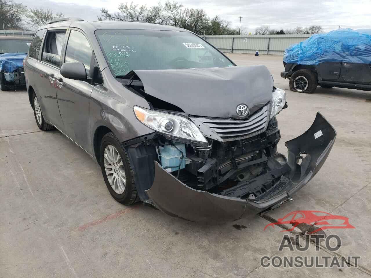 TOYOTA SIENNA 2017 - 5TDYZ3DC5HS801904