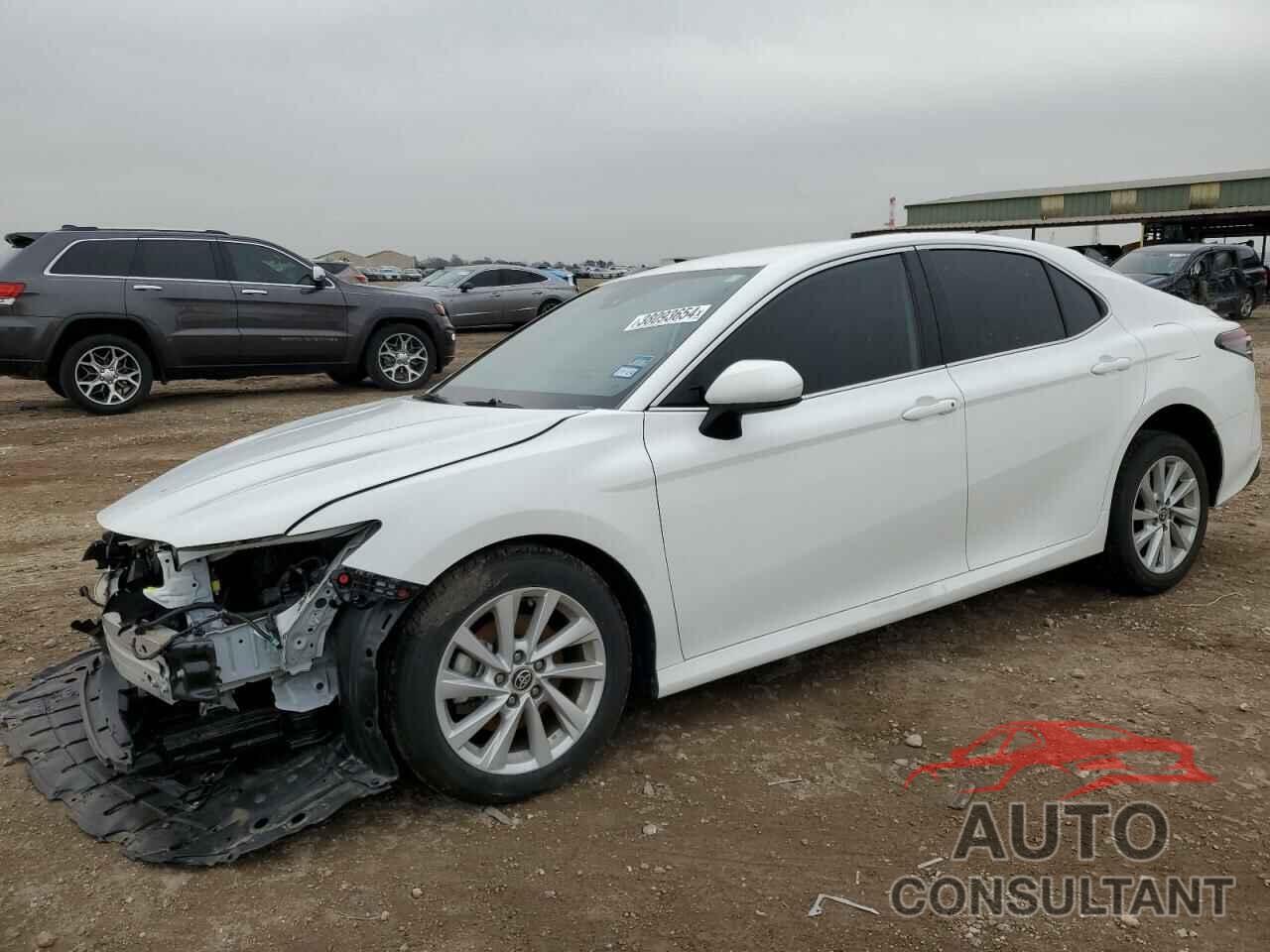 TOYOTA CAMRY 2021 - 4T1C11AK7MU407047