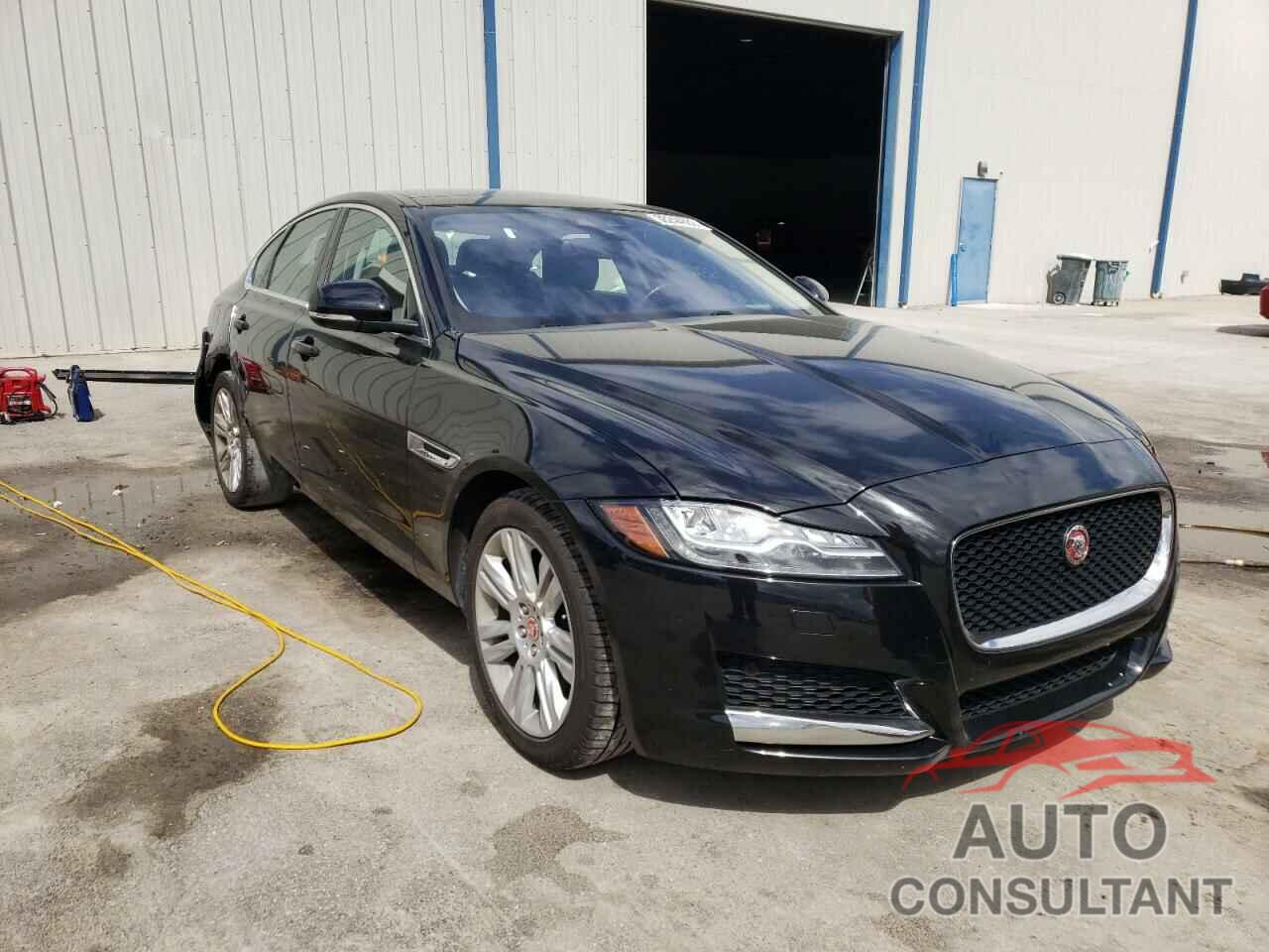 JAGUAR XF 2017 - SAJBD4BV7HCY35408