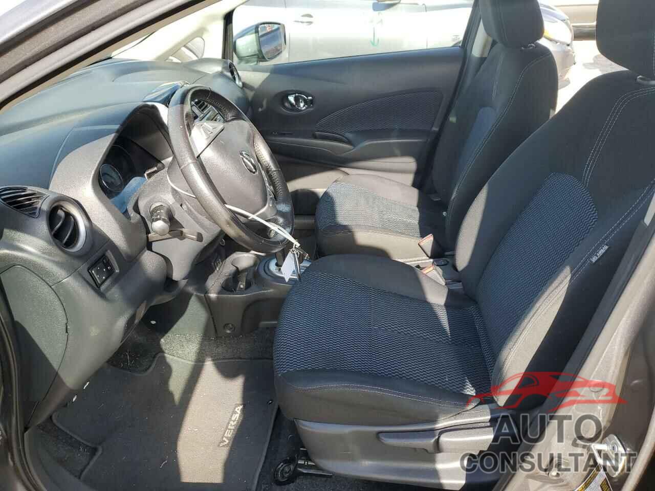 NISSAN VERSA 2018 - 3N1CE2CP3JL356355