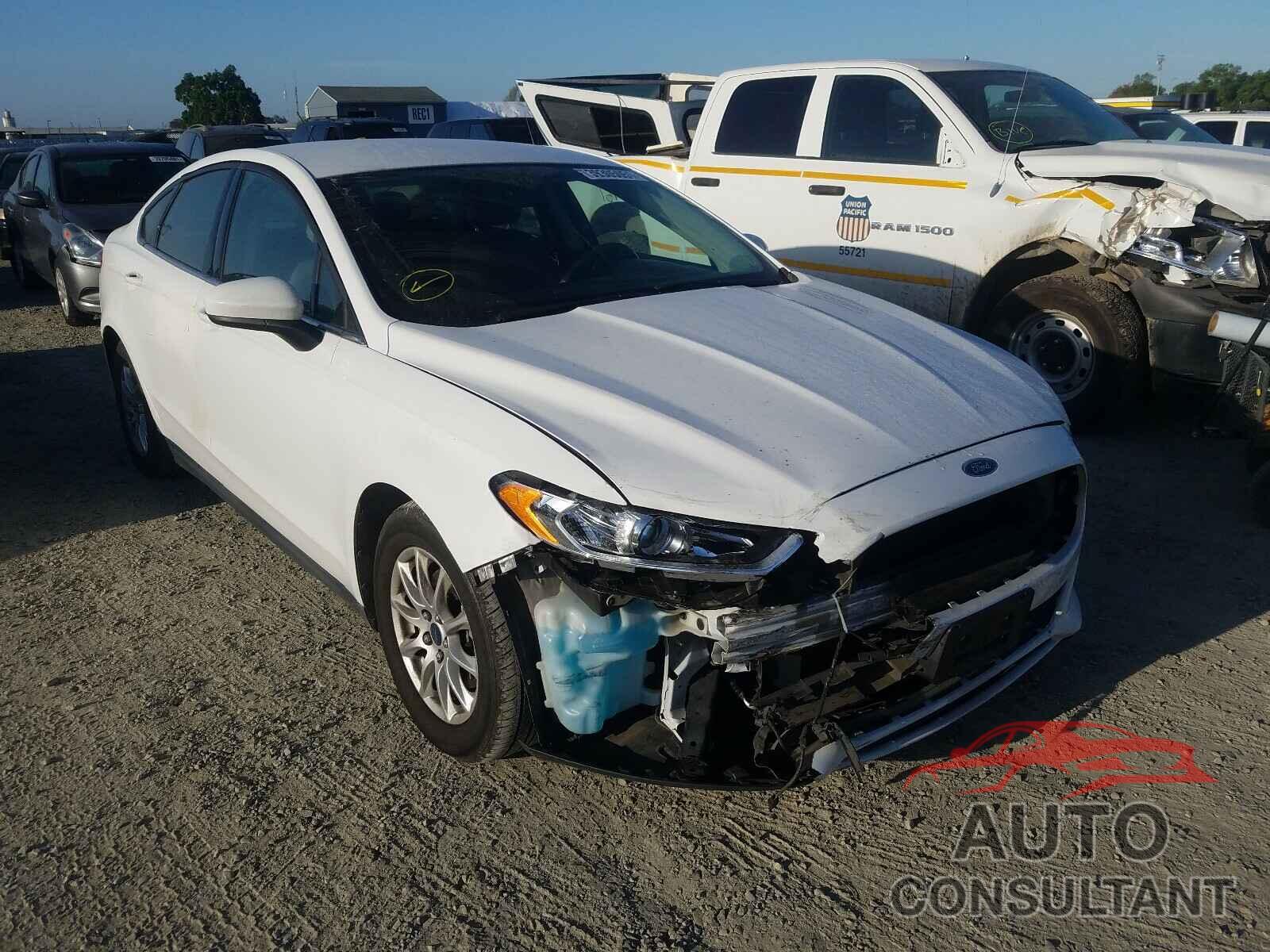 FORD FUSION 2016 - 3FA6P0G70GR123452