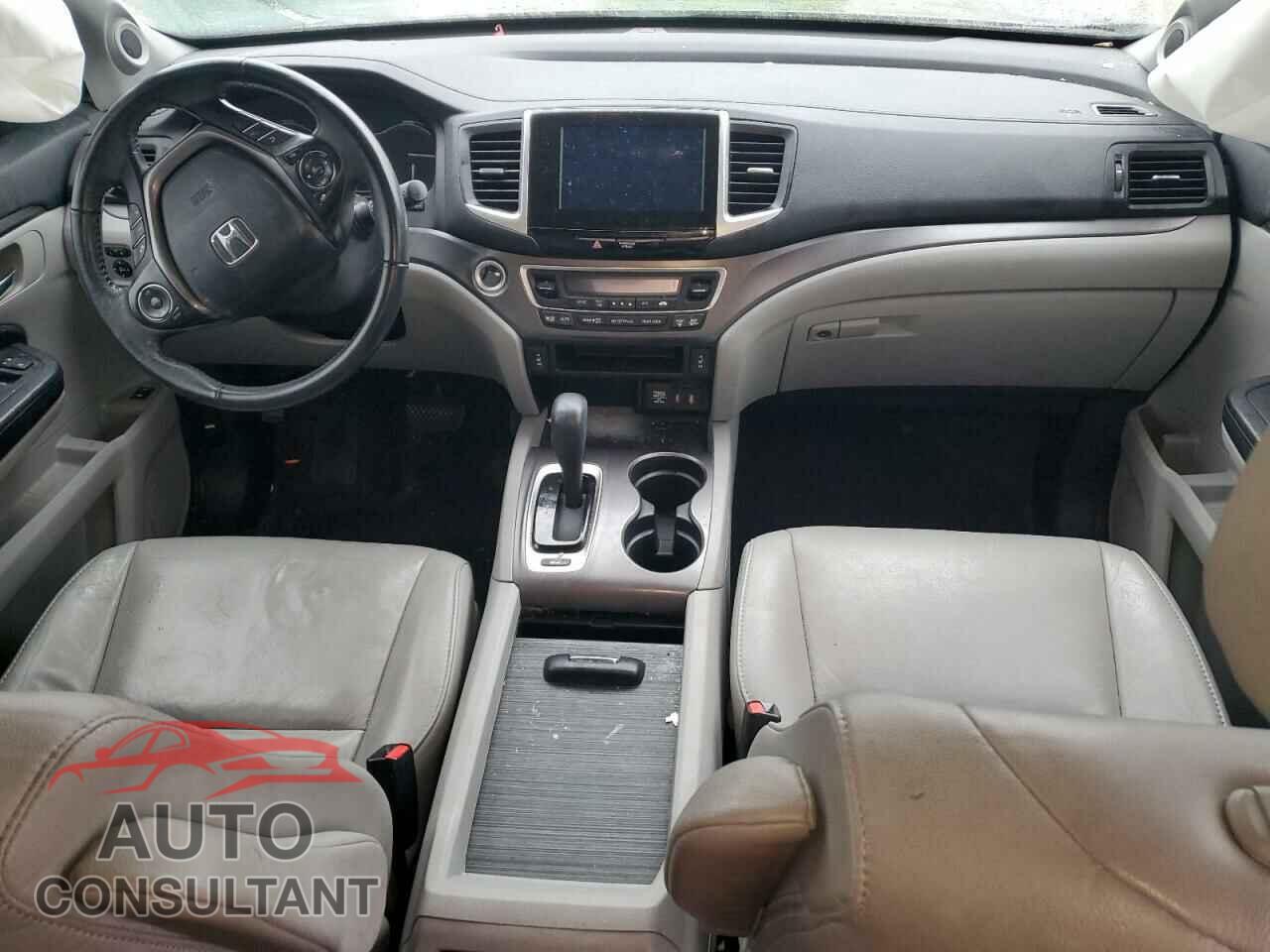 HONDA PILOT 2017 - 5FNYF6H54HB065760