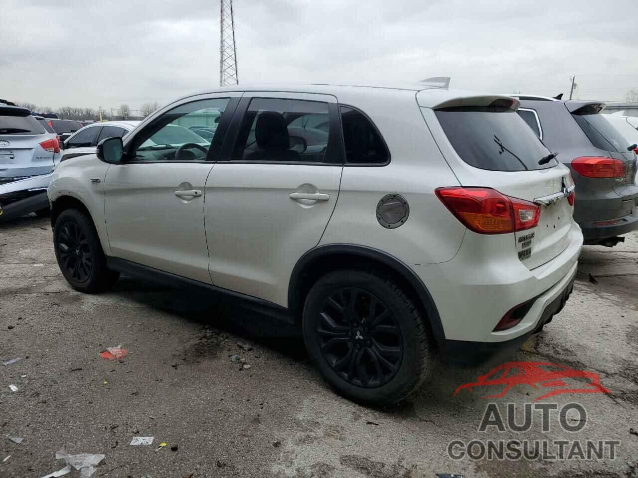 MITSUBISHI OUTLANDER 2018 - JA4AR3AUXJZ026576