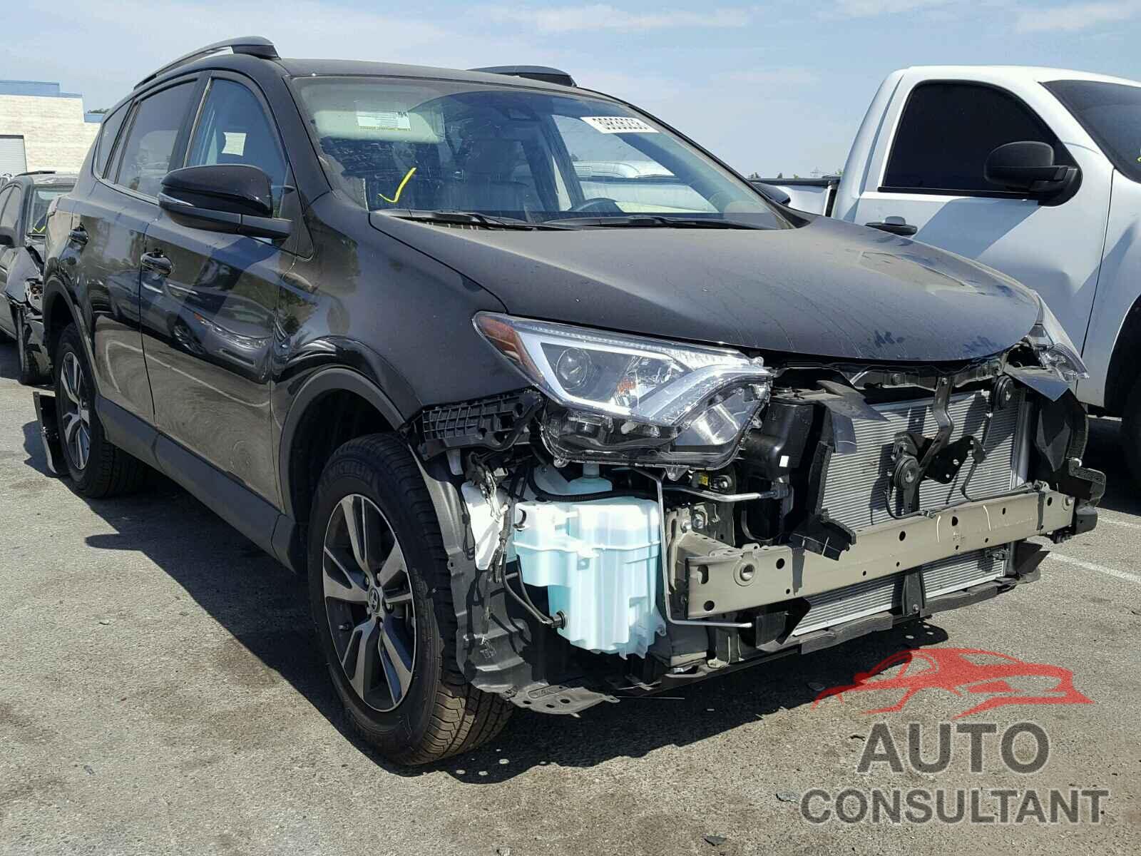 TOYOTA RAV4 XLE 2018 - 2T3RFREV0JW753829