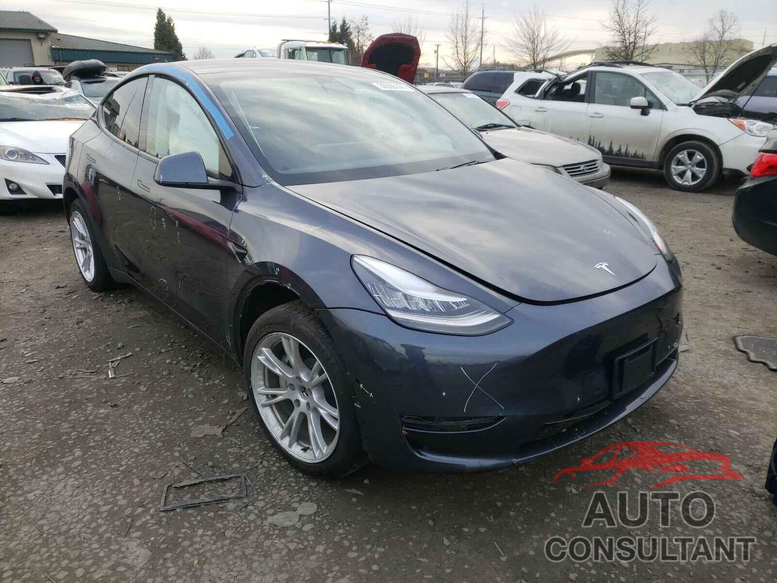 TESLA MODEL Y 2020 - 5YJYGDEE3LF050911