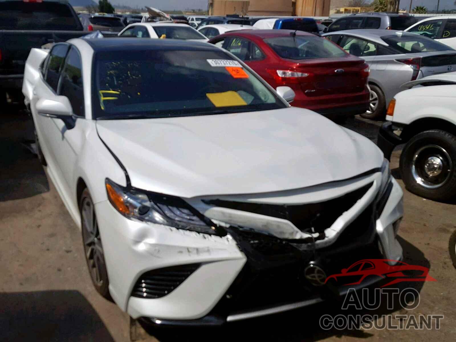 TOYOTA CAMRY 2018 - 4T1B61HKXJU108540