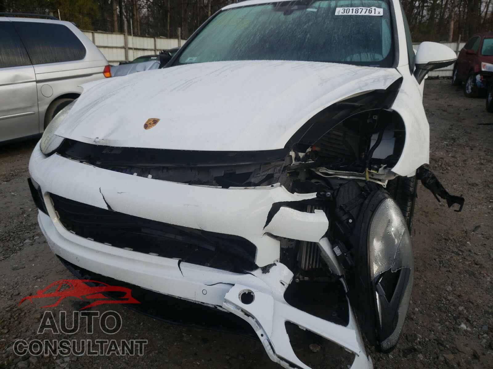 PORSCHE CAYENNE 2016 - WP1AB2A28GLA94954
