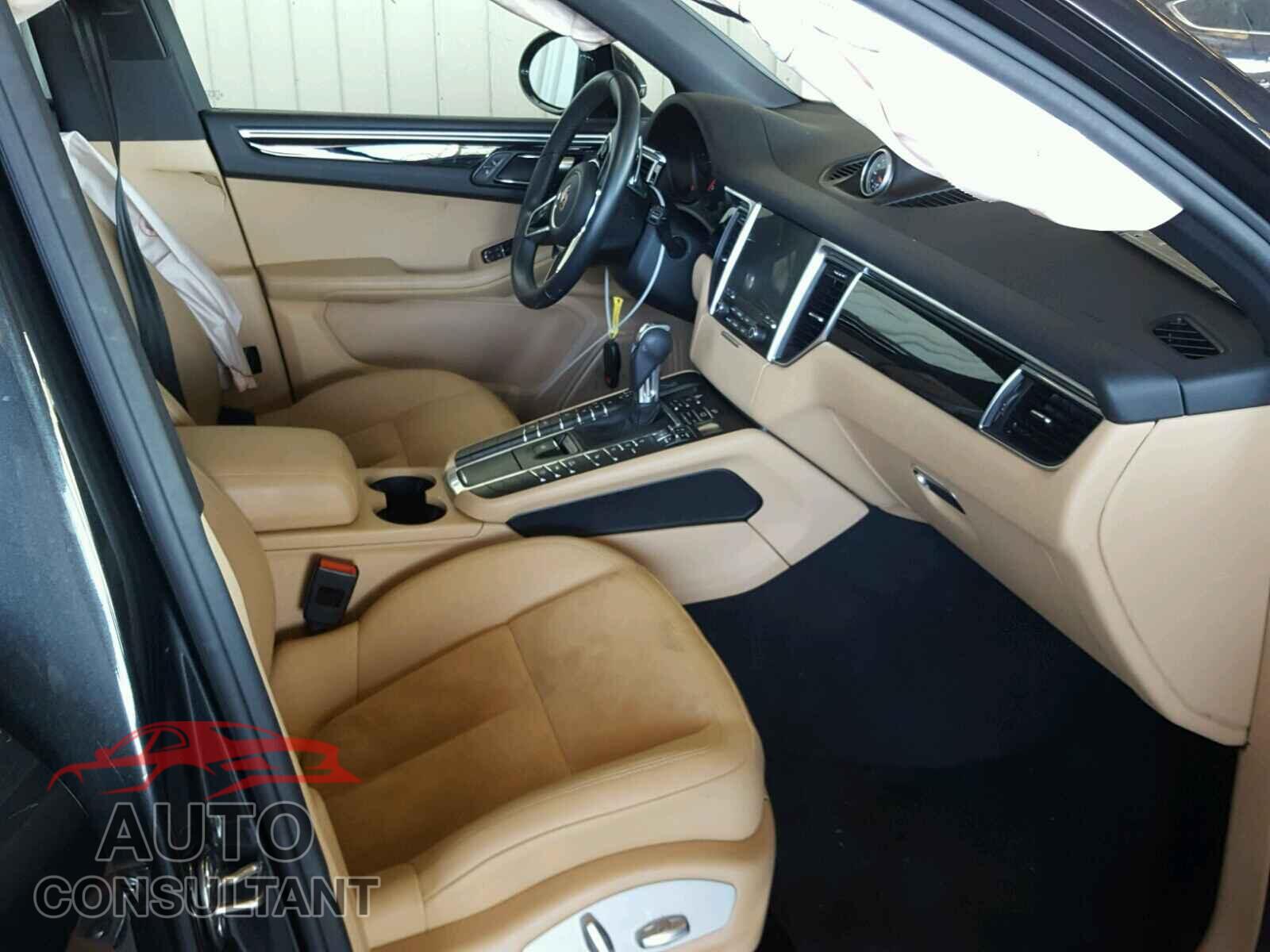 PORSCHE MACAN 2017 - WP1AA2A53HLB01307