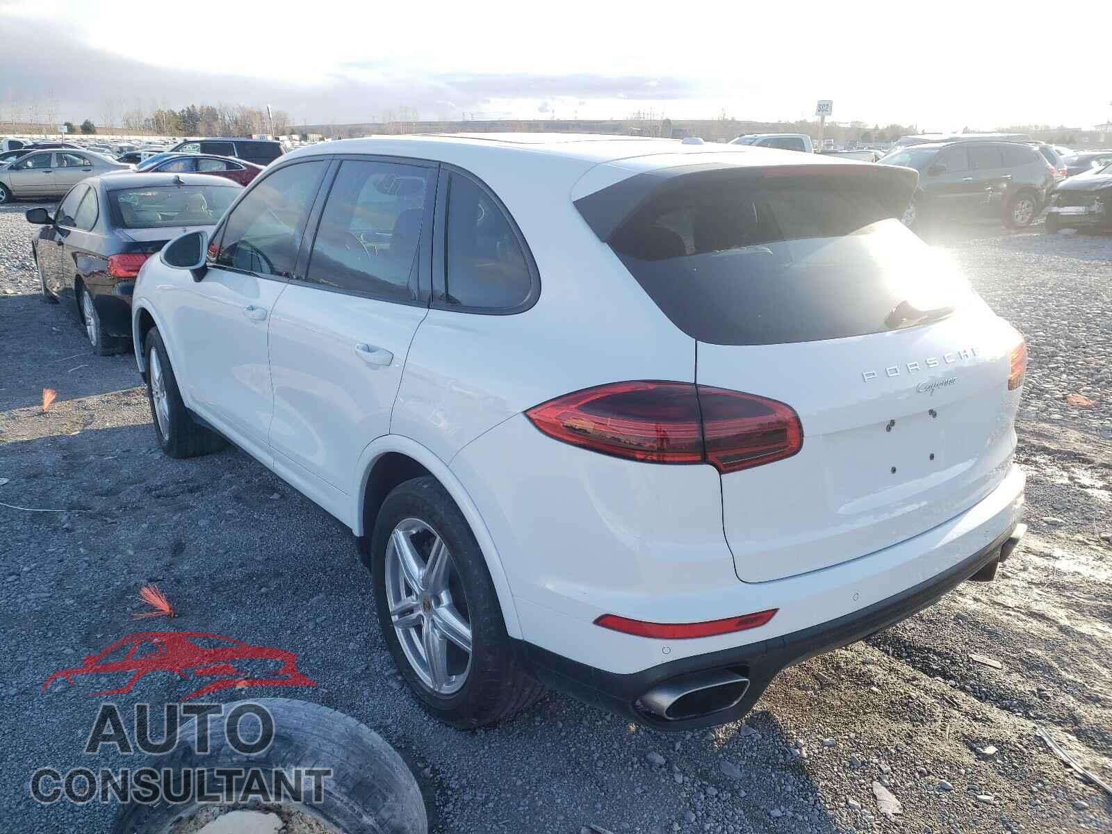 PORSCHE CAYENNE 2017 - WP1AA2A26HKA80528