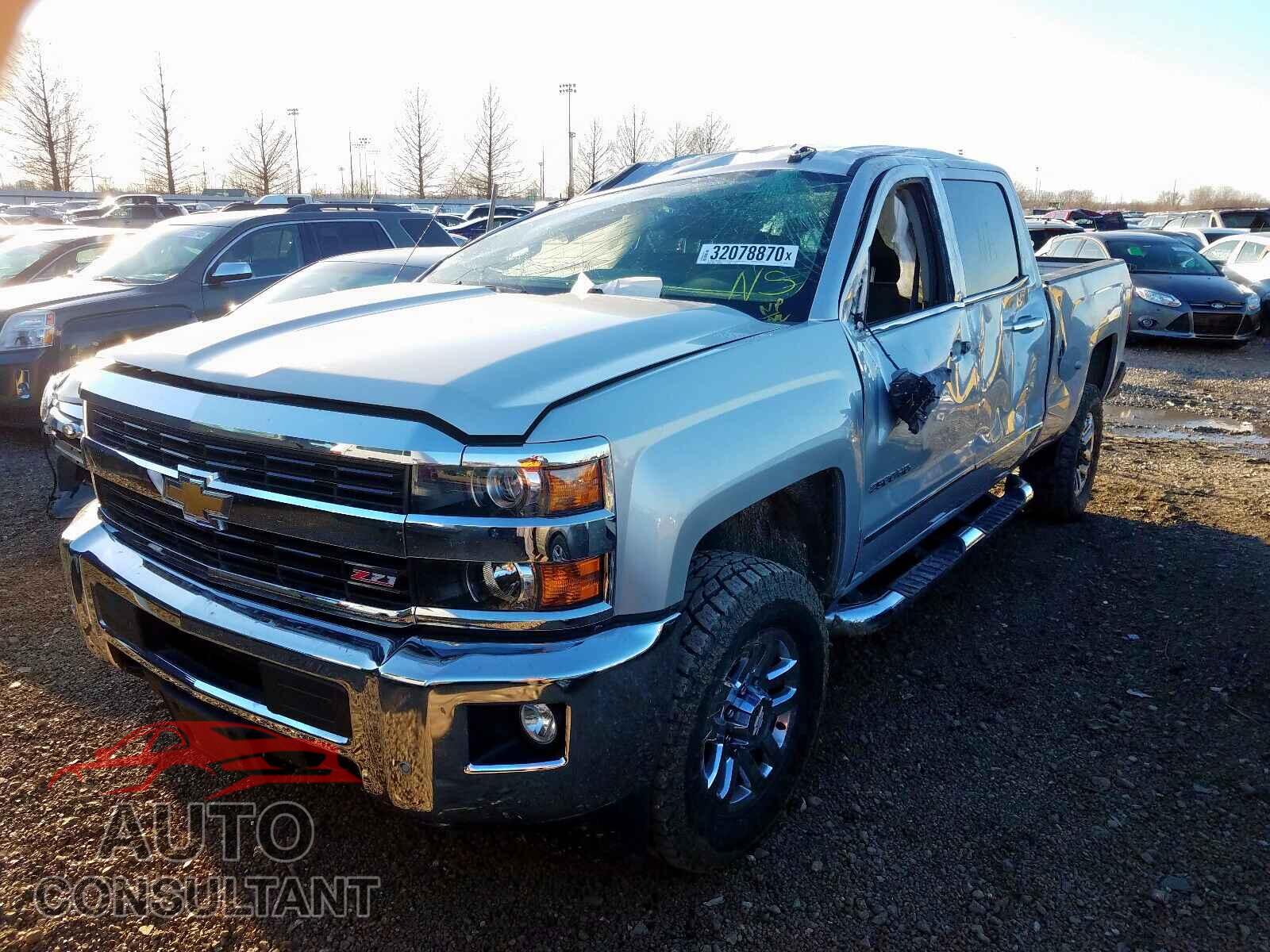 CHEVROLET SILVERADO 2015 - 1VWMA7A36LC005686