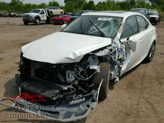 LEXUS IS250 2015 - JTHCF1D24F5028052