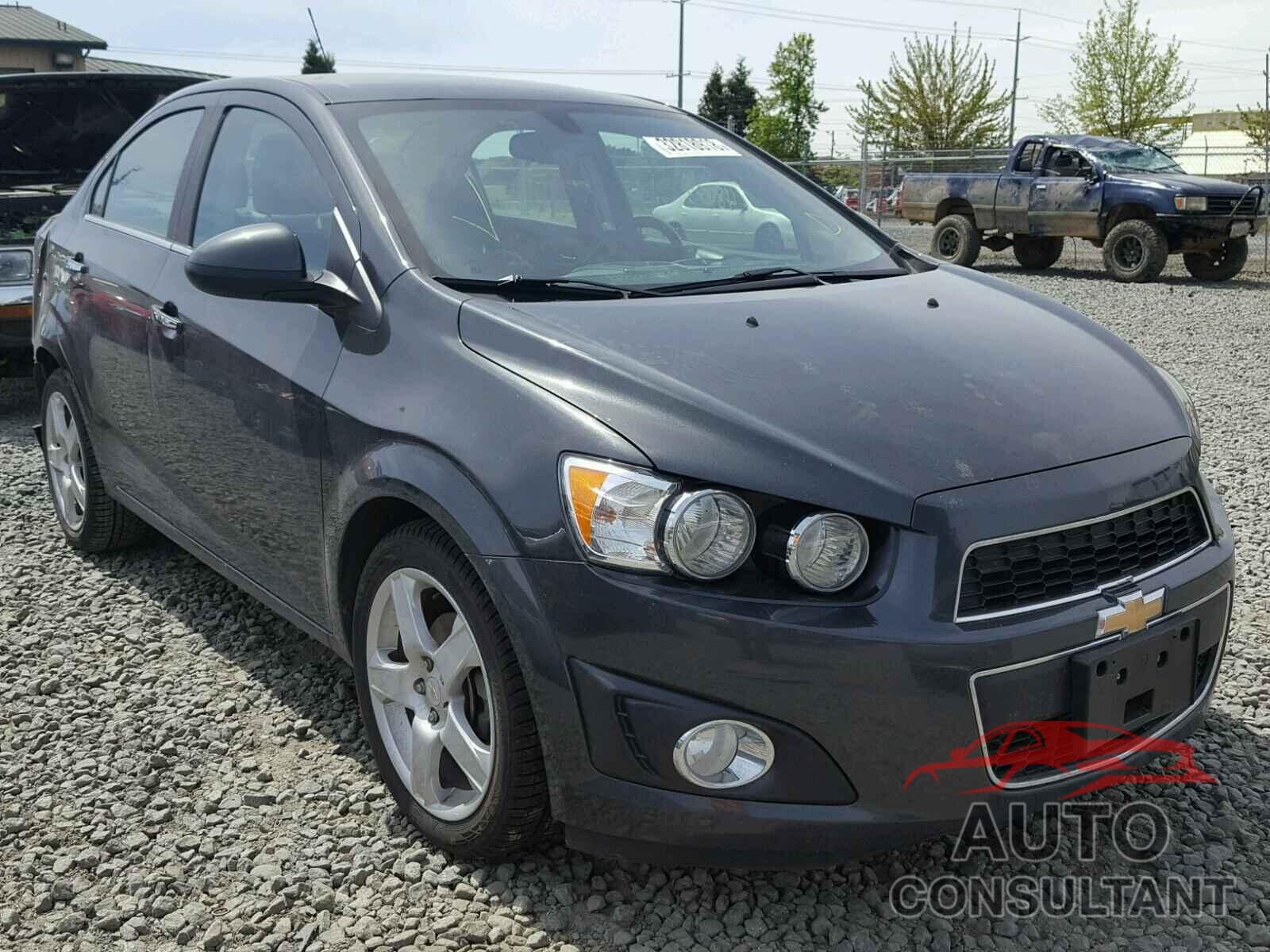 CHEVROLET SONIC 2016 - 1G1JE5SB0G4141809