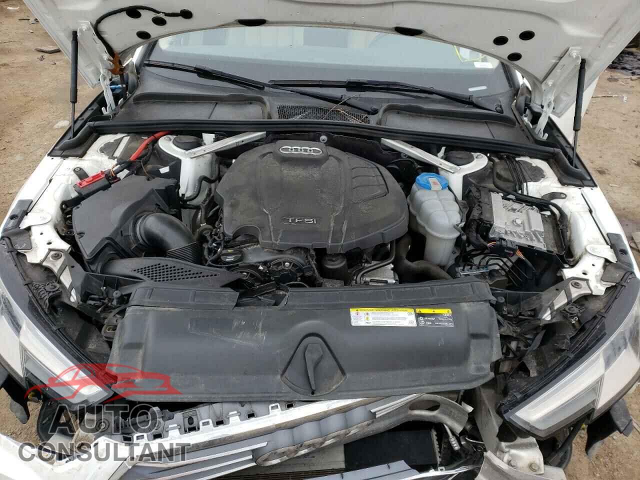 AUDI A4 2018 - WAUDNAF44JA076736