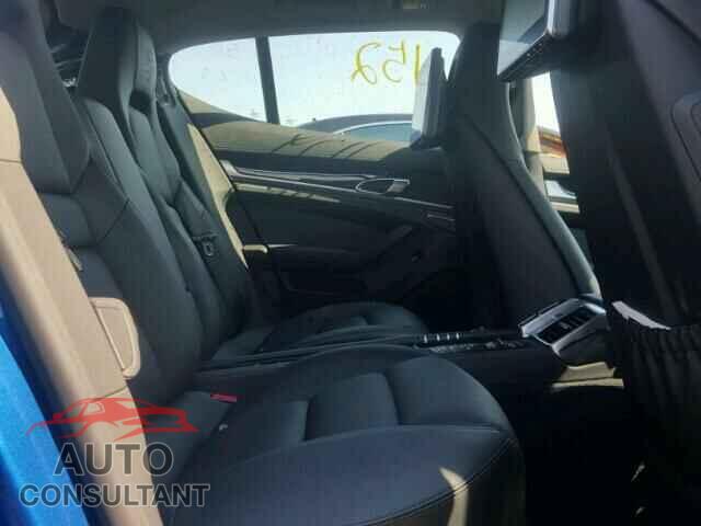 PORSCHE PANAMERA 2016 - WP0AA2A72GL002317