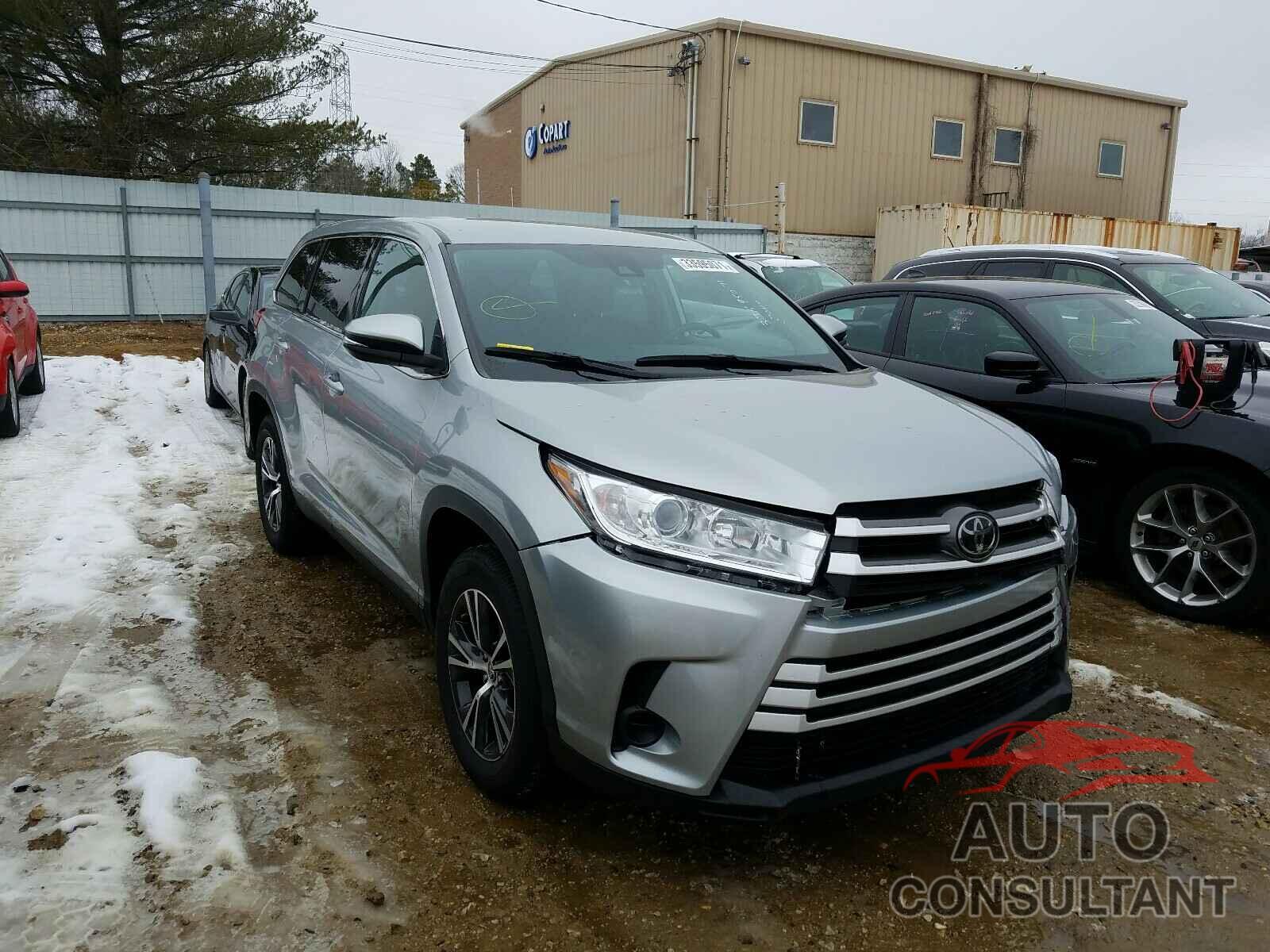 TOYOTA HIGHLANDER 2019 - 5TDZZRFH0KS304086