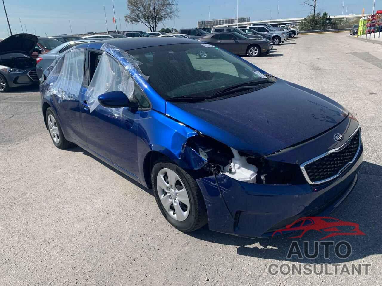 KIA FORTE 2018 - 3KPFK4A73JE271165