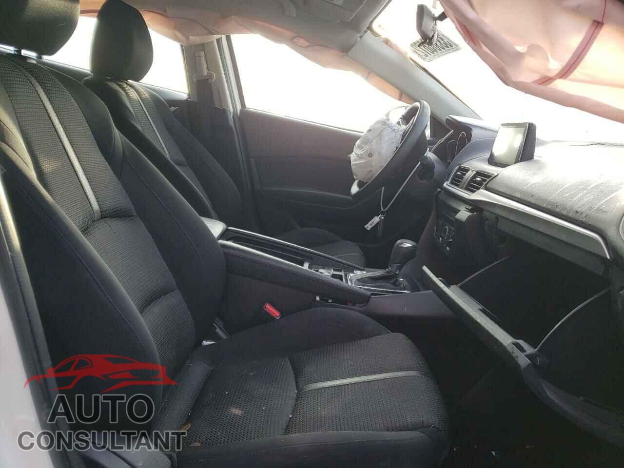 MAZDA 3 2017 - 3MZBN1U72HM132190