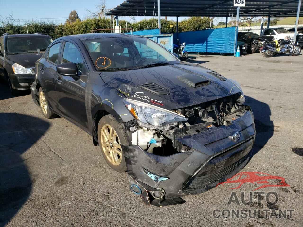 TOYOTA YARIS 2018 - 3MYDLBYV3JY316117