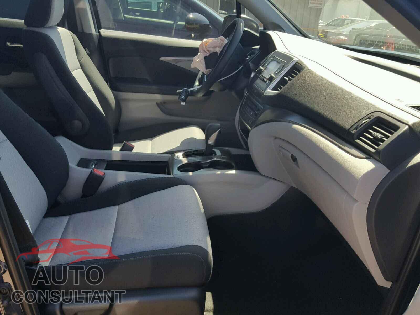 HONDA RIDGELINE 2017 - 5FPYK2F48HB002554