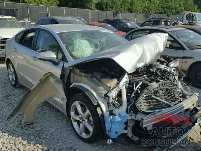 FORD FUSION 2016 - 3FA6P0G71GR298499