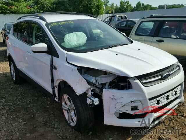 FORD ESCAPE 2015 - 1FMCU9G94FUC19261