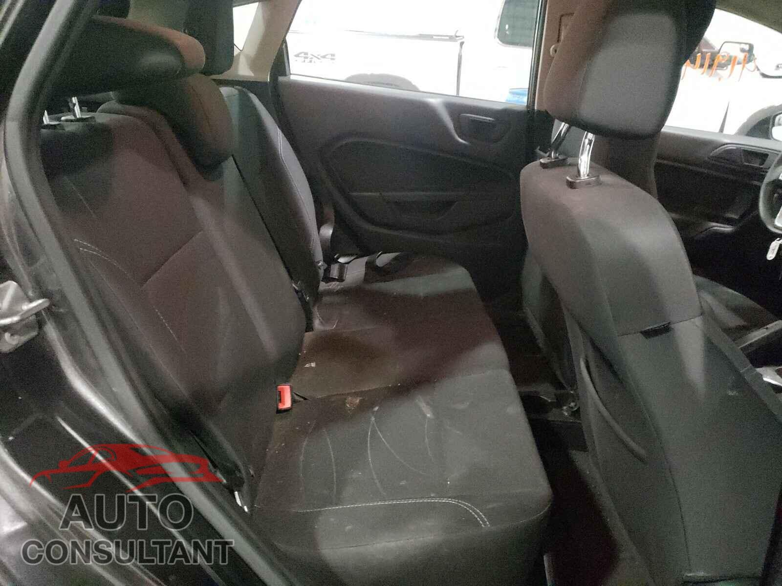 FORD FIESTA 2017 - 3FADP4EJ8HM161944