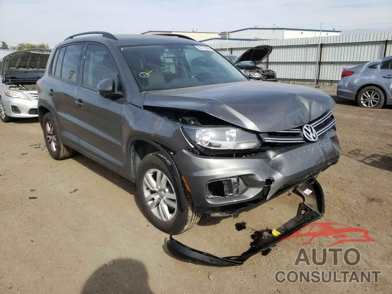 VOLKSWAGEN TIGUAN 2016 - WVGAV7AX5GW574610