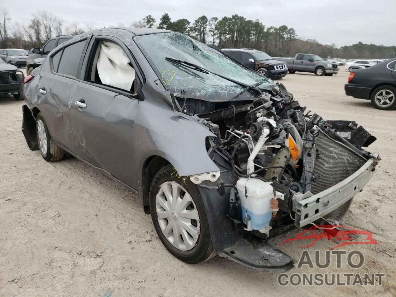 NISSAN VERSA 2019 - 3N1CN7AP0KL827430