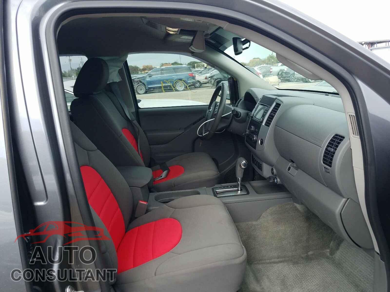NISSAN FRONTIER 2018 - 1N6AD0ER8JN747878