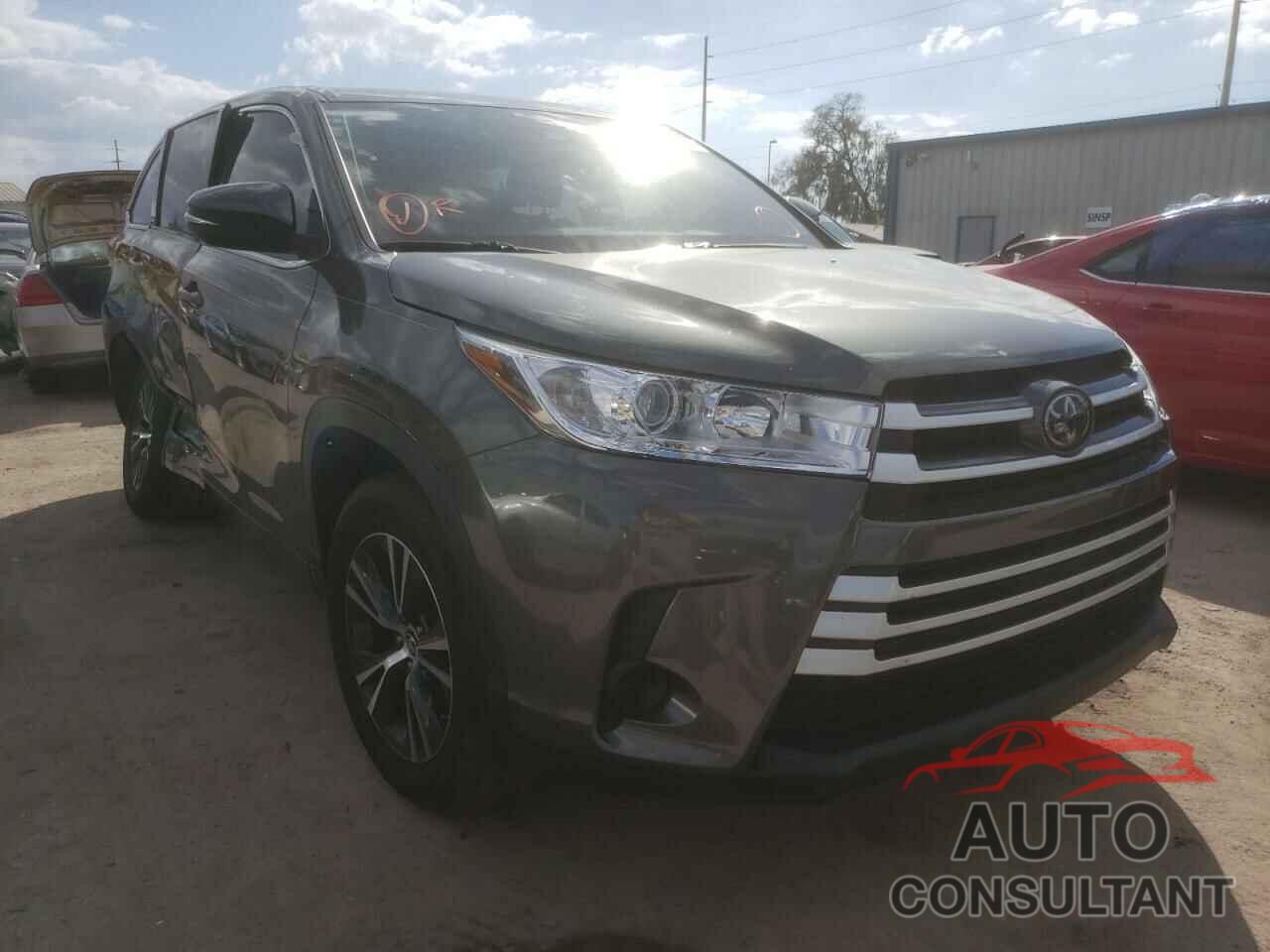 TOYOTA HIGHLANDER 2017 - 5TDZARFH1HS032731