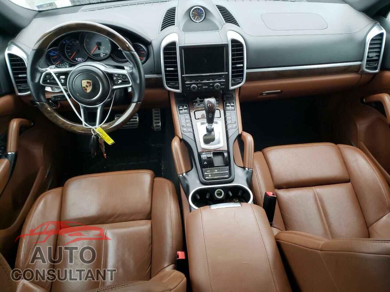 PORSCHE CAYENNE 2016 - WP1AB2A28GLA94307