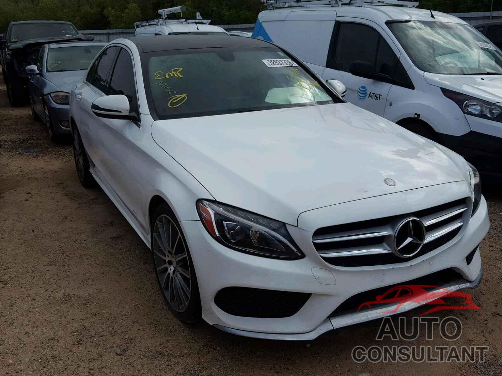 MERCEDES-BENZ C300 2015 - 55SWF4JBXFU047075